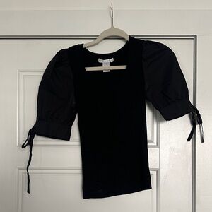 Design History Puff Sleeve Top